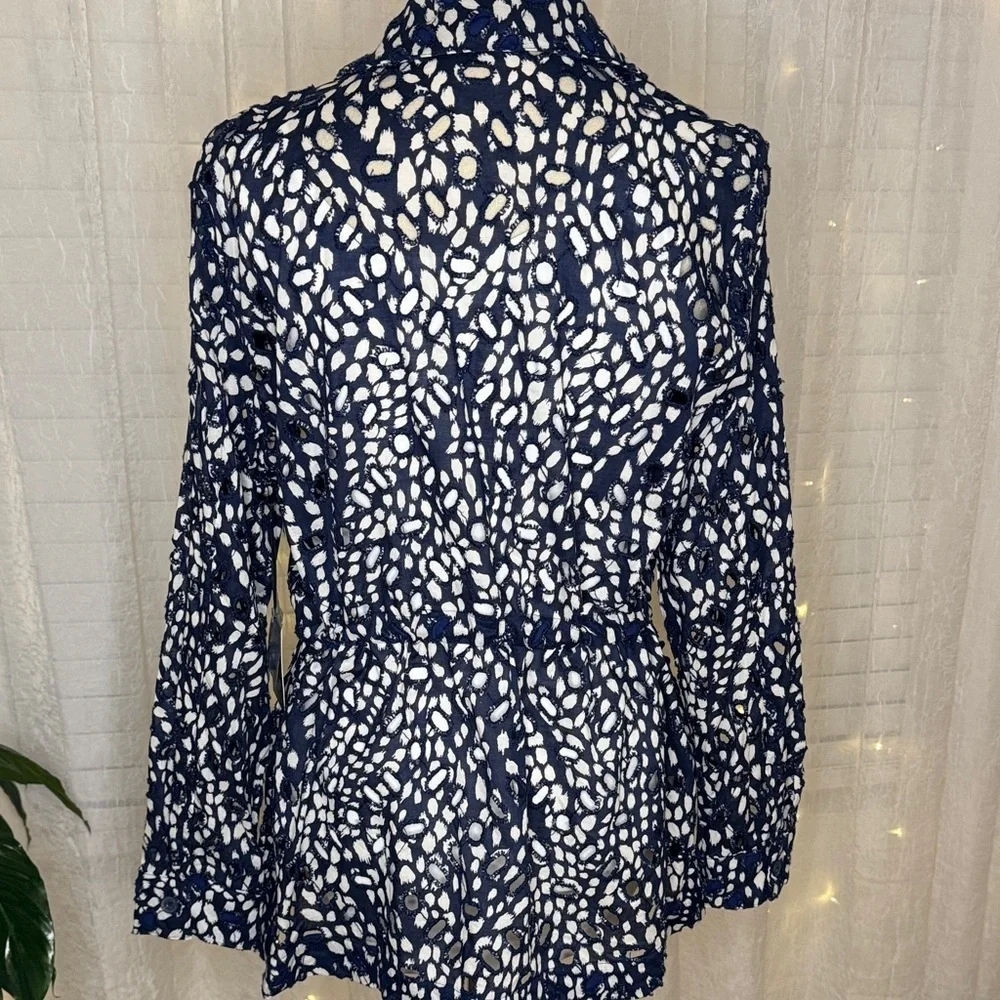 Simply Vera Vera Wang Navy and White Eyelet Textured Blazer